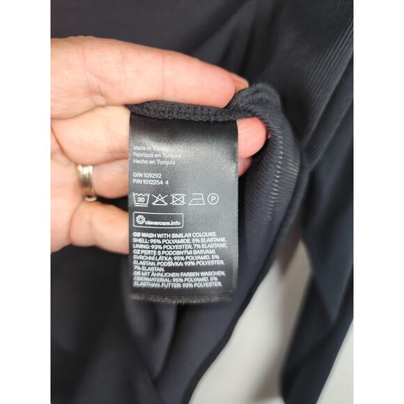 H&M Women's XXL Black Body suit corpcore, gothcore, comfort, basic, business - Picture 3 of 9